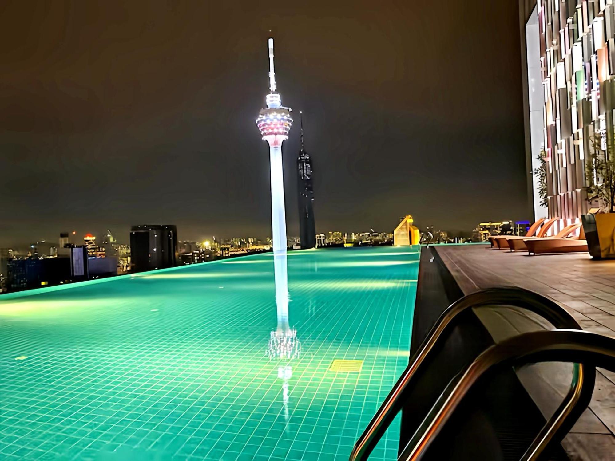 The Platinum Klcc 2 *